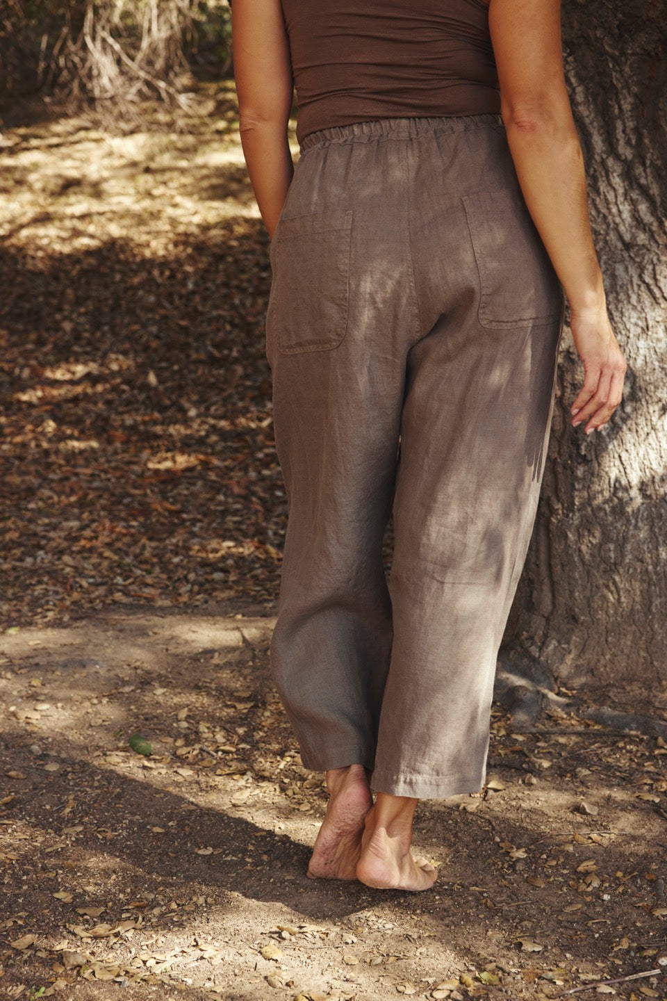 LAUREL LINEN PANTS / CHARCOAL – SOKOI
