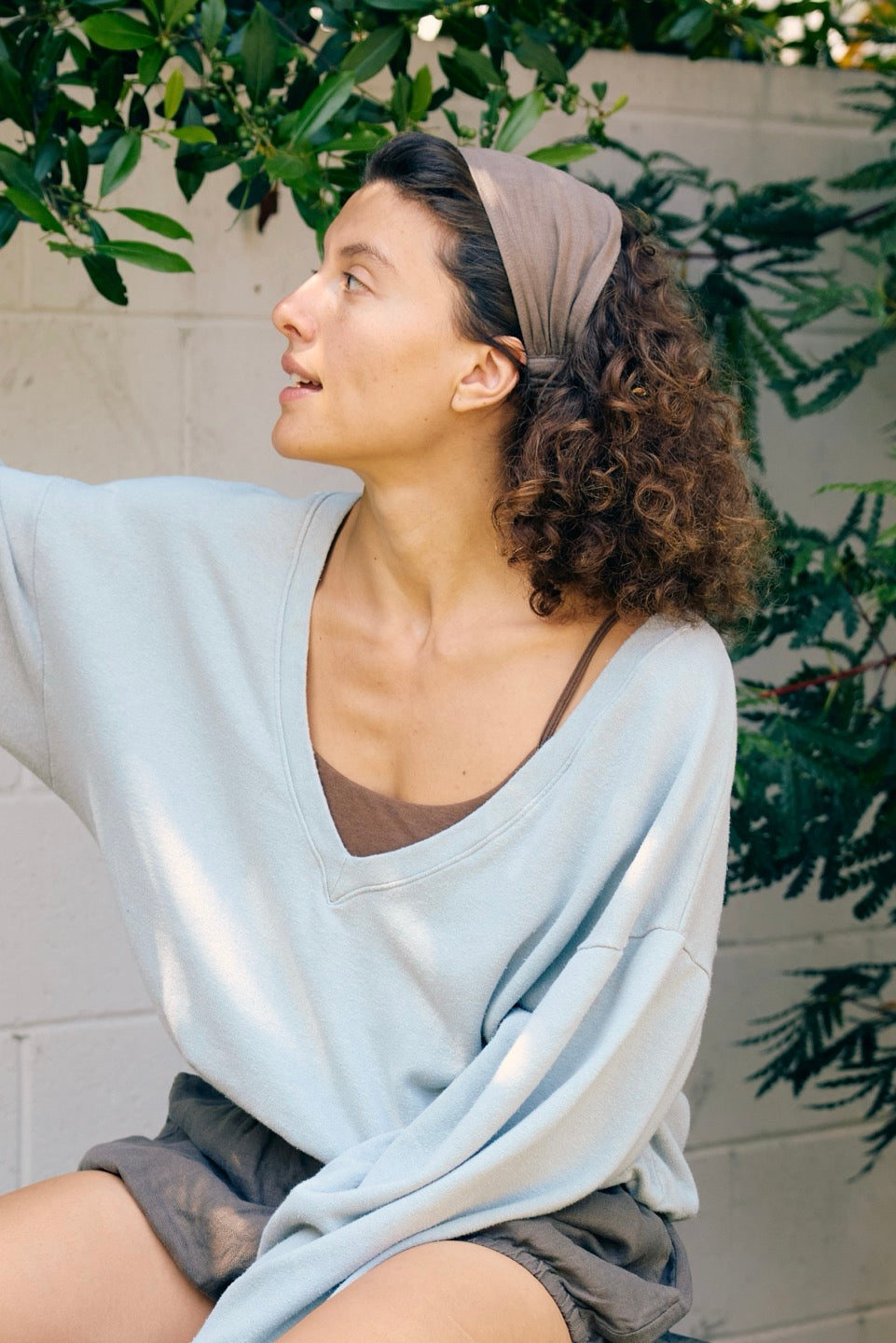 WIDE HEADBAND / CHARCOAL