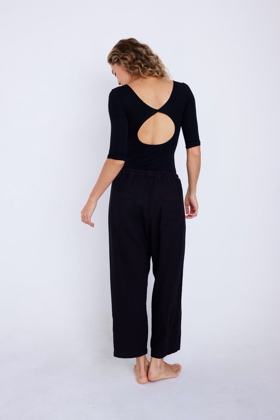 PEONY TOP / BLACK