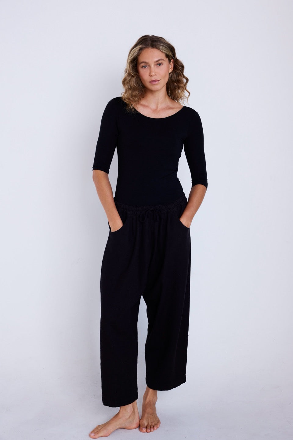 PEONY TOP / BLACK